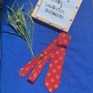 Beecroft & Bull Kipper Vintage Horse Tie 🐴